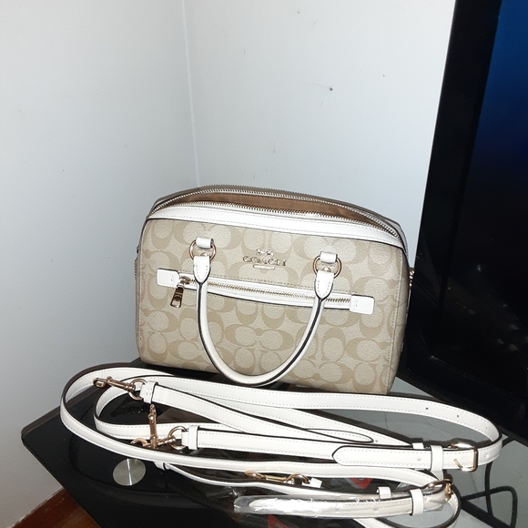 Coach Purse - Picture 5 of 6